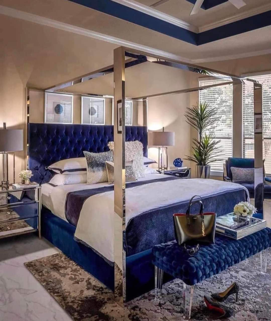 2024 Special New Exclucive Bed with stands...Check this Collection
